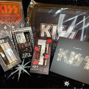 GlamLite x KISS PR Collection